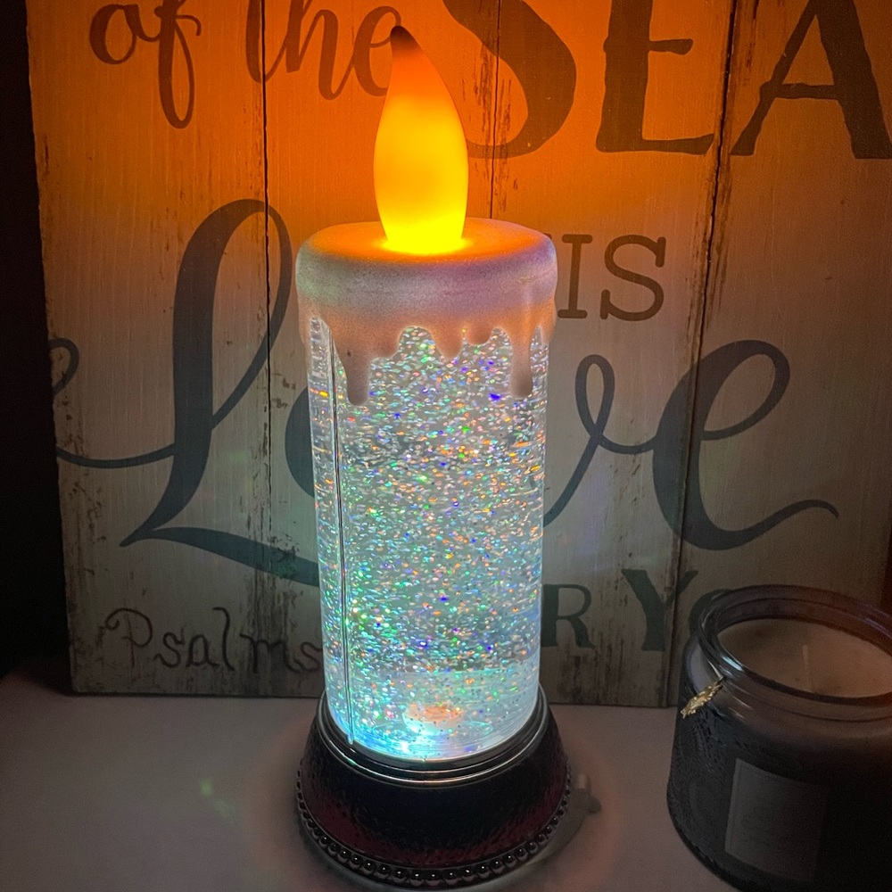 NWT 12” Swirling Glitter Color Changing Flickering Candle Globe